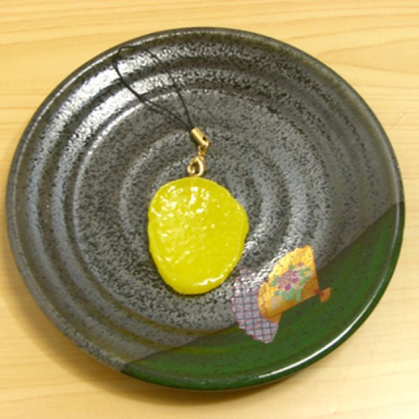 画像1: 食品サンプル ストラップ＆キーホルダー　たくあん (1)